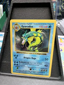 Gyarados 006/102 Base Set (Shadowless) Holo Pokemon TCG - Image 1
