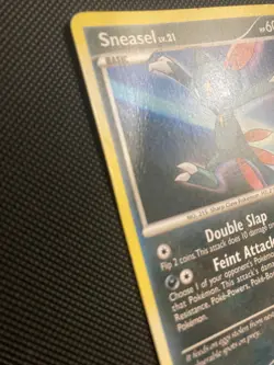 Pokemon TCG Sneasel 100/130 Diamond & Pearl Common Card 2007 (MP/HP) - Image 2