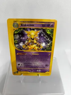 2002 Pokemon TCG Expedition Base Set Alakazam Non-Holo Rare Card 33/165 - Image 2