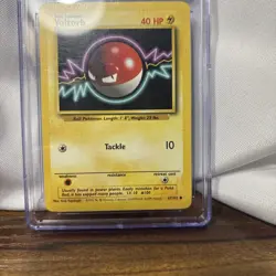 Voltorb Pokemon Base Set 1999 67/102 Shadowless CGC 78 Near Mint +, Rare TCG - Image 4