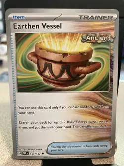 Powerful Trainer Card Earthen Vessel 163/182 Sv04: Paradox Rift Regular - Image 1