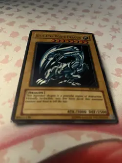 Blue-Eyes White Dragon SDK-001 Starter Deck: Kaiba-Unlimited Edition Unlimited - Image 2