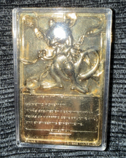 Pokemon 1999 Burger King 23K Gold Plated Card Mewtwo With Pokeball Case - Image 2