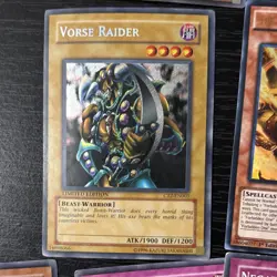 Konami Yu-Gi-Oh! TCG 40 Card Lot Exodia Blue-Eyes English Mixed Lot - Image 3