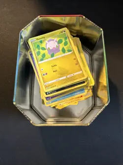 Pokemon TCG Lot 120+ Cards w/ Charizard Tin - Image 2