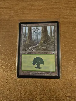MAGIC THE GATHERING MERCADIAN MASQUES FOREST (C) LIGHTLY PLAYED - Image 1