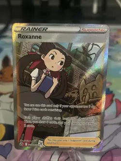 Pokemon TCG Roxanne Crown Zenith: Galarian Gallery GG66/GG70 Full Art Trainer - Image 3