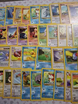 Pokemon WoTC Bulk Lot Of 50 NM-MP jungle fossil base - Image 3