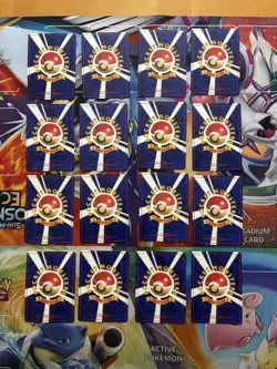 Vintage Pokemon Card Lot WOTC Holo Fire Charizard Dragonair Mew Gyarados - Image 2