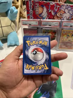 Pokemon TCG Base Set Machamp Holo Card 8/102 1st Edition (with Shadow) - Image 2