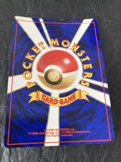 Beedrill Pokemon Card Japanese No.015 Neo Discovery Vintage Holo NM/M - Image 2