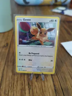 Pokemon TCG Eevee Sword & Shield Swsh212 Holo Promo - Image 1