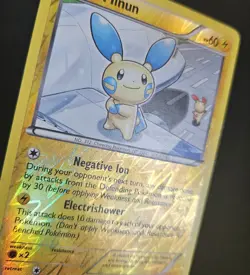 Minun 40/108 2012 B&W Dark Explorers Pokemon Card Nintendo Reverse Holo MP - Image 2