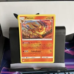 Pokemon FLAREON Sun & Moon Cosmic Eclipse 25/236 NM/Mint PACK FRESH - Image 1