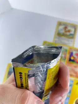 Pokemon - Base Set OPENED Pack - Charizard Artwork Long Crimp - 11 Cards - NM - Image 3