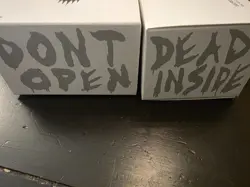 MTG MAGIC SECRET LAIR THE WALKING DEAD SEALED FREE PRIORTY SHIPPING - Image 3