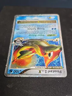 Floatzel GL Lv.X 104/111 Rising Rivals Holo MP - Image 3