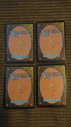 Magic: the Gathering / MtG Whispersilk Cloak x4 Darksteel - Image 2