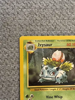 Pokemon TCG Base Set Ivysaur Card 30/102 Regular NM / LP Condition - Image 4