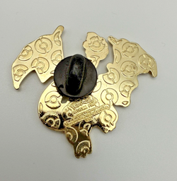 Pokemon CHARIZARD Official Collector PIN ~ 2017 ~ Lapel Hat Vest Enamel Pinback - Image 2