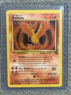 Moltres Vintage Pokemon TCG Card 27/62 Fossil Non-Holo Rare - Image 1