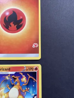 Pokemon TCG - Charmander Charmeleon Charizard Lot - Image 2