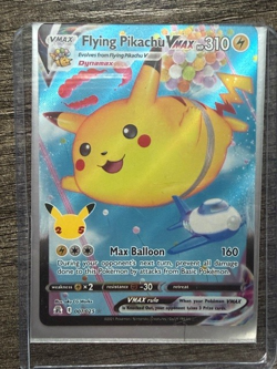 POKEMON FULL ART FLYING PIKACHU VMAX 007/025 ULTRA RARE + DARKRAI SLEEVE LP-NM - Image 5