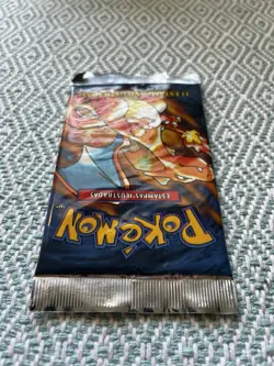 1st Edition Wizards Of The Coast Pokemon Base Set Booster Pack Portuguese - Image 4