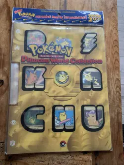 Pokemon TCG: Pikachu World Collection 2000 Full Set With Folder 9x Stamped Cards - Image 1