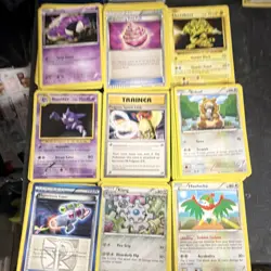 Over 800 Cards Pokemon TCG Nintendo Mixed Card Lot - Image 1