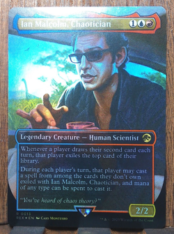 MTG Ian Malcolm, Chaotician ( FOIL Borderless) Universes Beyond: Jurassic World - Image 1