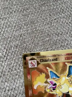 Pokemon Celebrations Charizard Classic Gold Metal Premium Collection 4/102 - Image 4