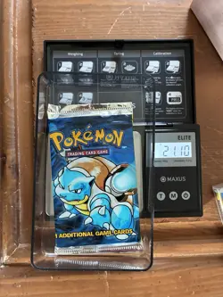 (HEAVY) Pokemon Base Set Booster Pack (Unlimited) - Sealed WOTC - Blastoise Art - Image 1