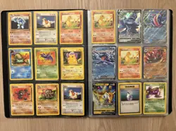 Pokemon Binder with vintage and moderns hits holos rares (read description) - Image 2