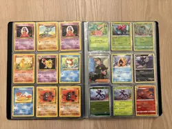 Pokemon Binder with vintage and moderns hits holos rares (read description) - Image 4