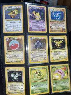 Pokemon vintage lot binder collection 180+ cards (READ DESCRIPTION) - Image 2