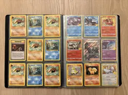 Pokemon Binder with vintage and moderns hits holos rares (read description) - Image 3
