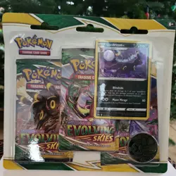 Pokemon Trading Card Game: Sword and Shield - Evolving Skies Three Booster Packs - Image 1
