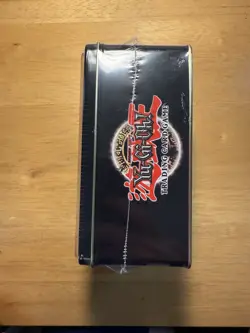 Yugioh 2005 GILFORD THE LIGHTNING Holiday Tin - Mint Condition - Factory Sealed - Image 2