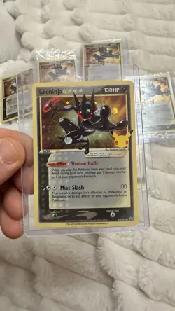 Pokemon TCG Greninja Gold Star SWSH144 Celebrations Black Star Promo NM - Image 2