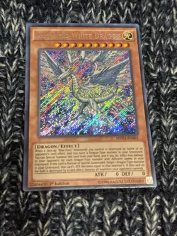 Deep-Eyes White Dragon MVP1-ENG05 The Dark Side of Dimensions Movie Pack Secret - Image 1