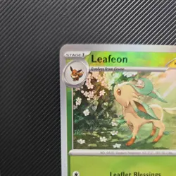 Leafeon (Master Ball Pattern) 005/131 Sv: Prismatic Evolutions Holo Pokemon TCG - Image 2