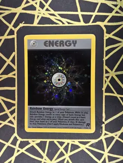 🔥 Rainbow Energy 17/82 🔥 Original Holo Rare Team Rocket Set Pokemon Card WOTC - Image 1