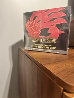 Pokemon TCG Lost Origin Pokemon Center Elite Trainer Box ETB Sealed - Image 2
