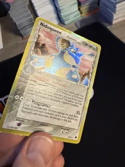 Delta Species Nidoqueen 7/101 EX Dragon Frontiers Holo Rare Pokemon TCG DMG - Image 2