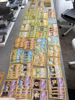 Vintage Pokemon Cards Base Set Bulk Bundle Lot LP-NM 1999 Charmander Squirtle - Image 1