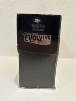 Pokemon TCG SWSH7: Evolving Skies Elite Trainer Box ETB SEALED 820650808944 - Image 4