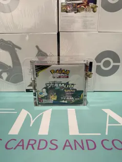 Pokemon Sun & Moon Team Up Booster Box Factory Sealed 36 Packs W/ Acrylic Case 820650814860 - Image 1