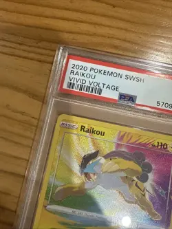 Pokemon Vivid Voltage Raikou 50/185 Amazing Rare Sword & Shield PSA 9 MINT - Image 4