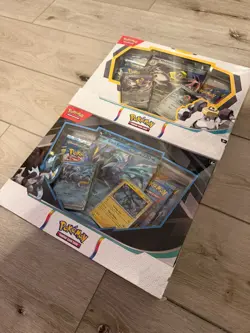 Pokemon Trading Card Game: Black Kyurem ex & Melmetal ex Bundle - Image 2